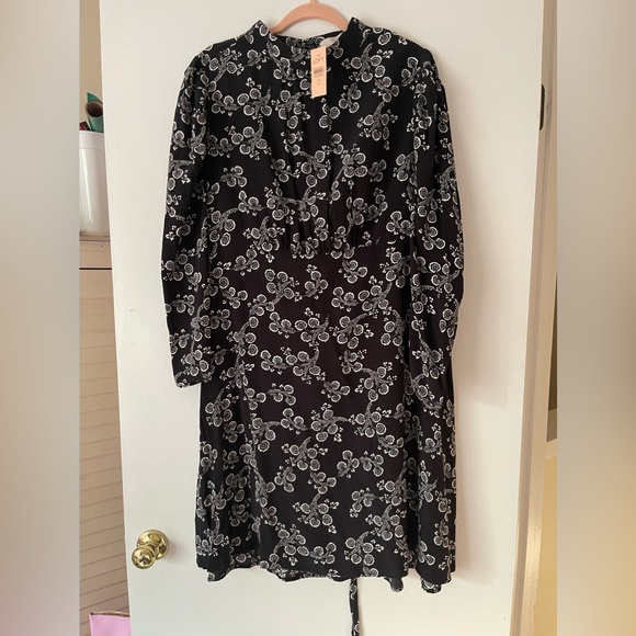 Loft Plus long sleeve dress - size 18 - Picture 1 of 3
